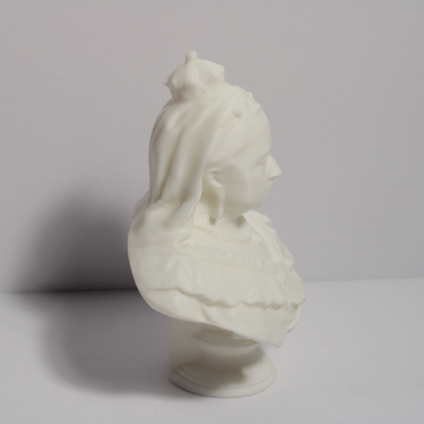 Queen Victoria Bust - of the House of Hanover - 4 Inches - Image 3