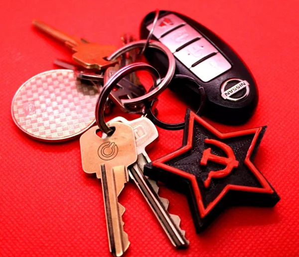 Communist Hammer and Sickle Keychain - Image 3