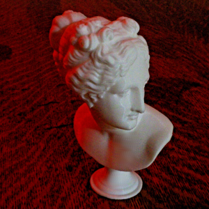 Venus Italica - by Antonio Canova – Miniature – ca. 1819 - 4 Inches